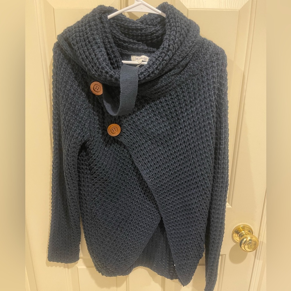 MIRACLE Navy Blue Knit Pullover Sweater